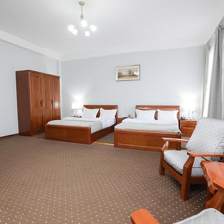 Khujand Grand Hotel Kültér fotó