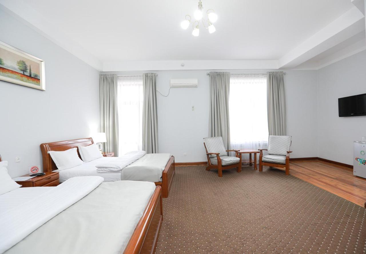 Khujand Grand Hotel Kültér fotó