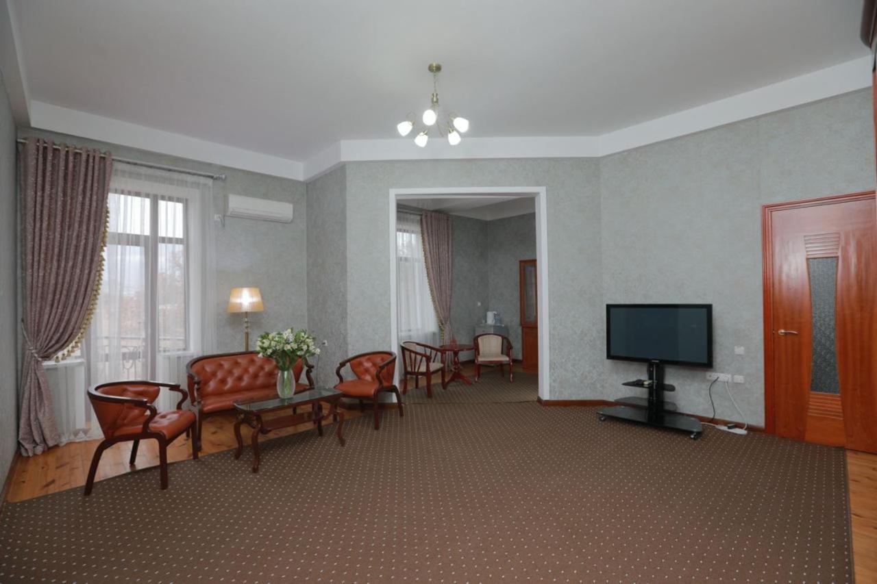Khujand Grand Hotel Kültér fotó